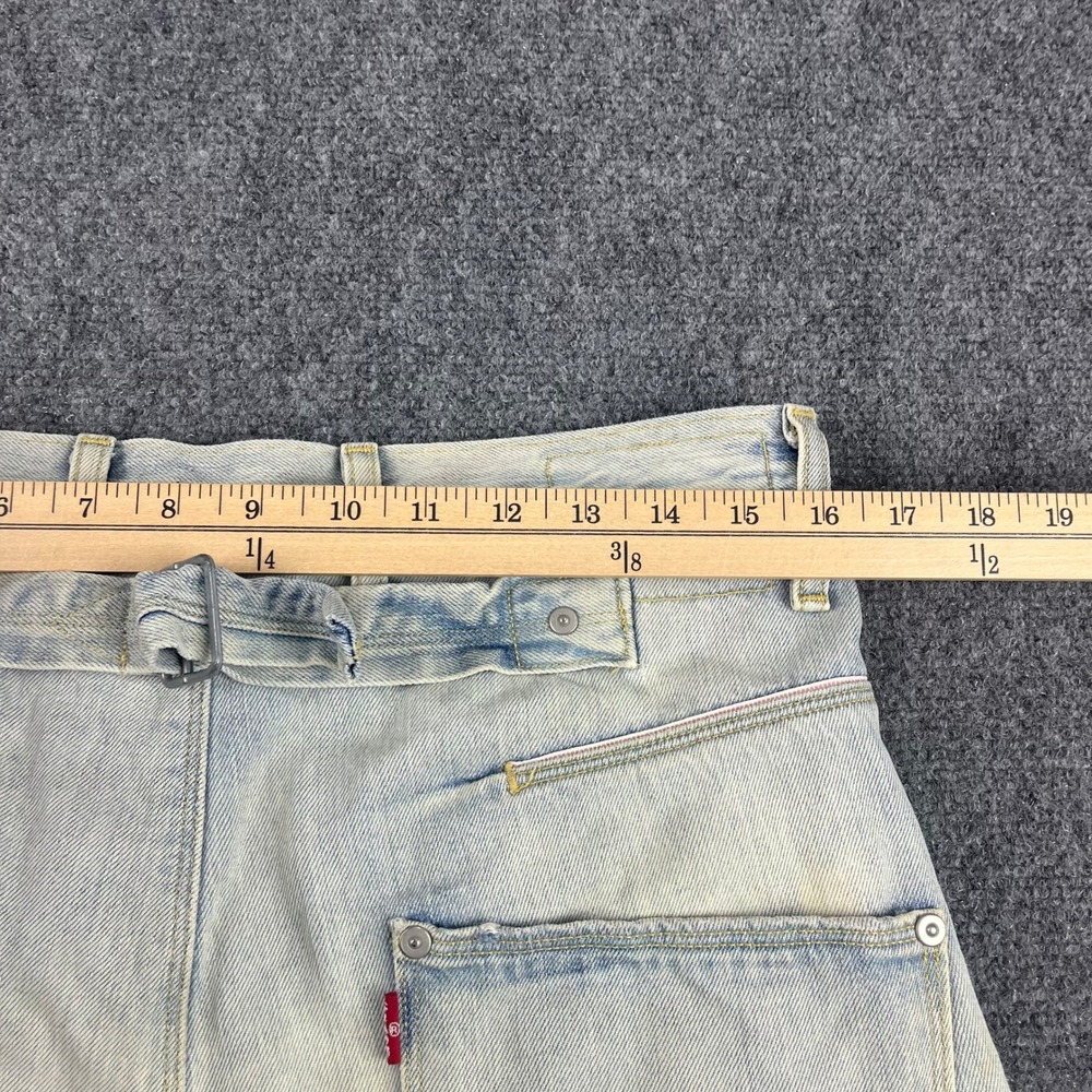 Y2K Levi Engineered Jeans Men 30 Light Wash Twisted Buckle Button Fly 32x32 - Picture 12 of 16